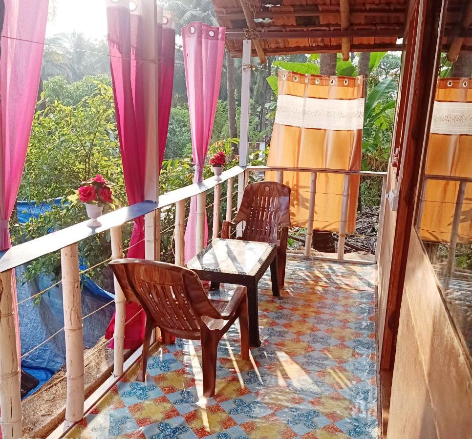 Готель Shiv Sai Huts Канакона Екстер'єр фото